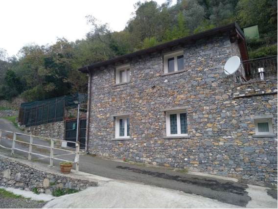 Villa Indip. in Asta a Rapallo(GE) Via Tonnego s23