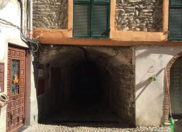 App.to in Asta a Isabona Via Fontana 6