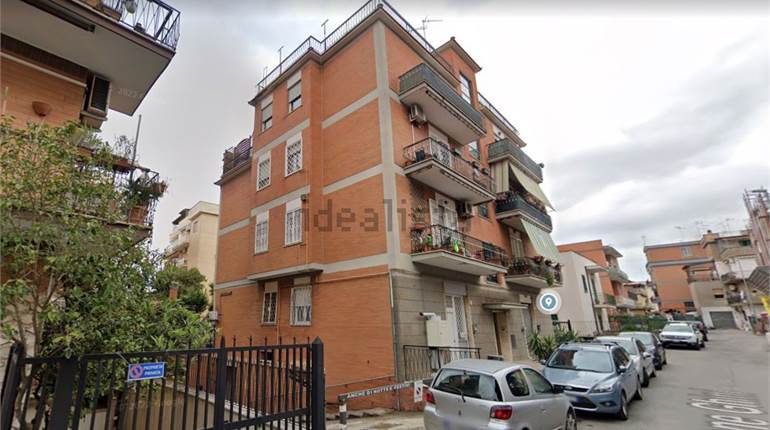 APPARTAMENTO A TORVERGATA ALL'ASTA