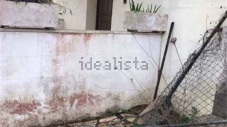 VILLINO ALL'ASTA LIDO DEI PINI (ANZIO)