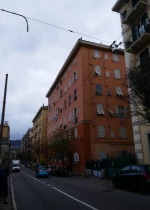 App.to in Asta a Genova Via F. Vezzani 16/17
