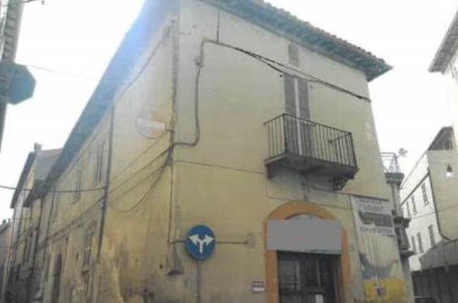 App.to in asta a Fossombrone in Via G. Giganti 2
