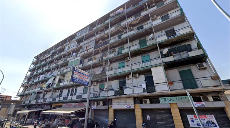 Appartamenti 5 vani in Via Fossa della Creta n. 40