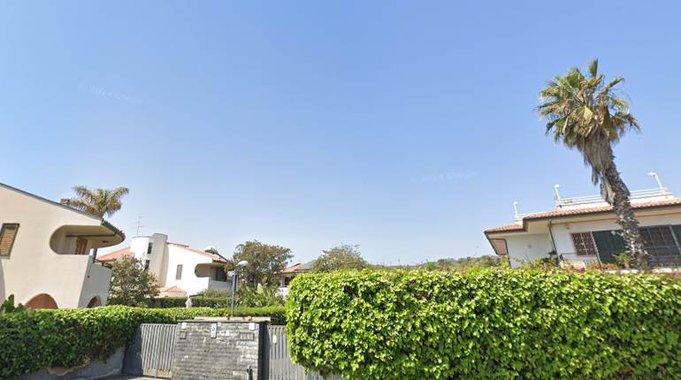 Appartamento in vendita a Aci Castello