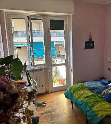 App.to in Asta a Genova Via Roncallo 