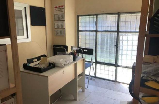 Magazzino in Asta a Genova Via Remigio Zena 9 r